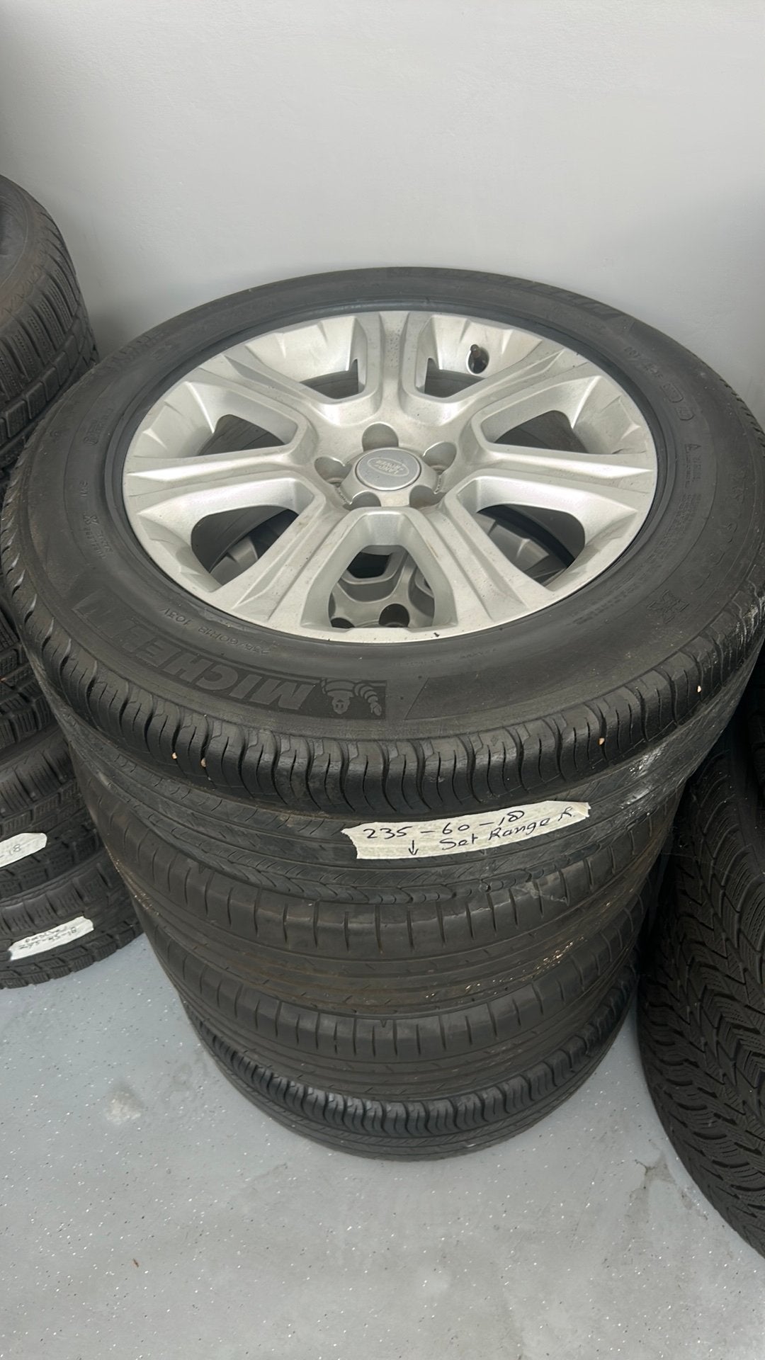 Range Rover Velgenset 4 Stuks, Auto-onderdelen, Banden en Velgen, Ophalen, 18 inch, 235 mm, Band(en)