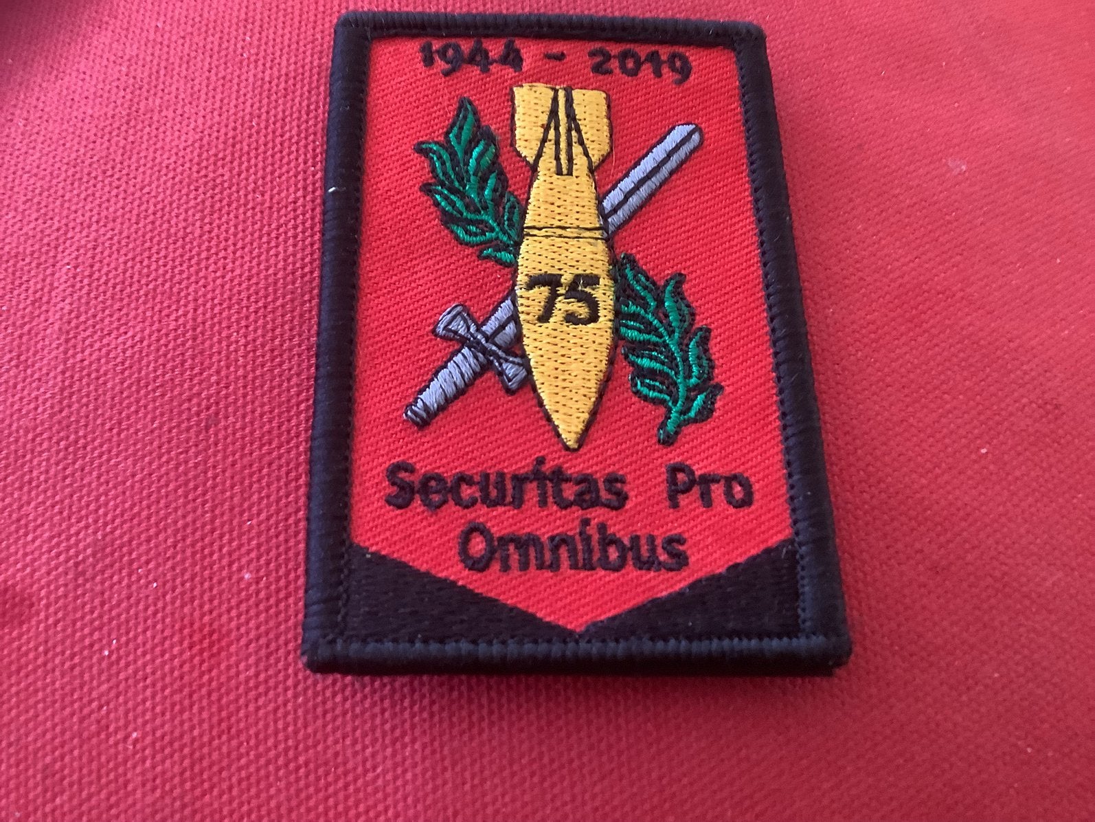 Badge van Onnibus met. Velcro, Ophalen of Verzenden, Landmacht, Nederland, Embleem of Badge