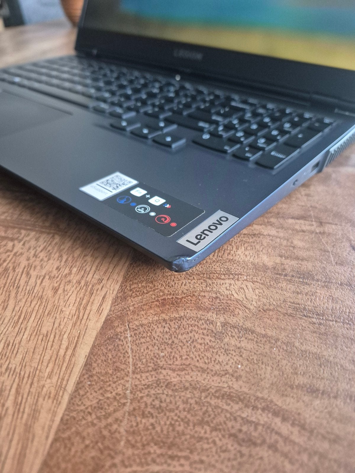 Foto 7 van Lenovo Legion 5 Gaming Laptop - AMD Ryzen 7, RTX 3060