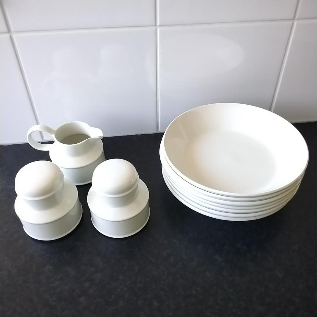 Wedgwood midwinter stonehenge: borden,roomstel,bordjes enz., Ophalen of Verzenden, Zo goed als nieuw, Bord(en), Wedgwood