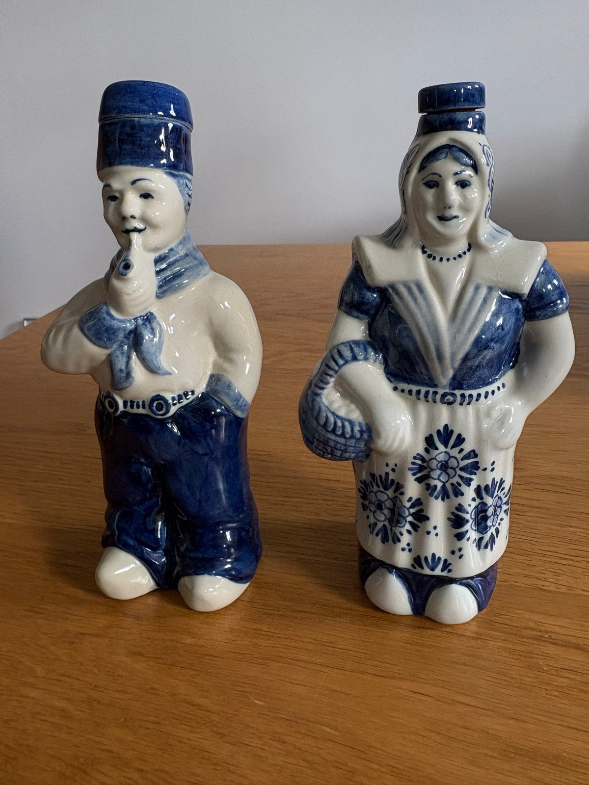Delfts Blauw beeldjes: Hollands stel (jongen en meisje), Ophalen of Verzenden