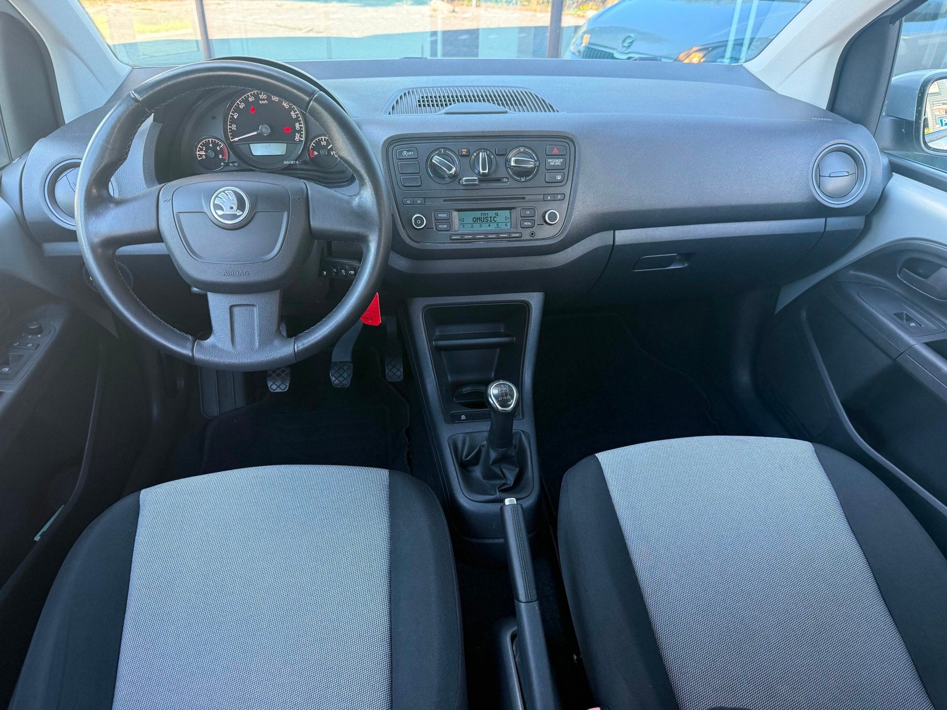 Skoda Citigo 1.0 Greentech Tour - Media - All season - Airco, Auto's, Voorwielaandrijving, Stof, Gebruikt, Zwart