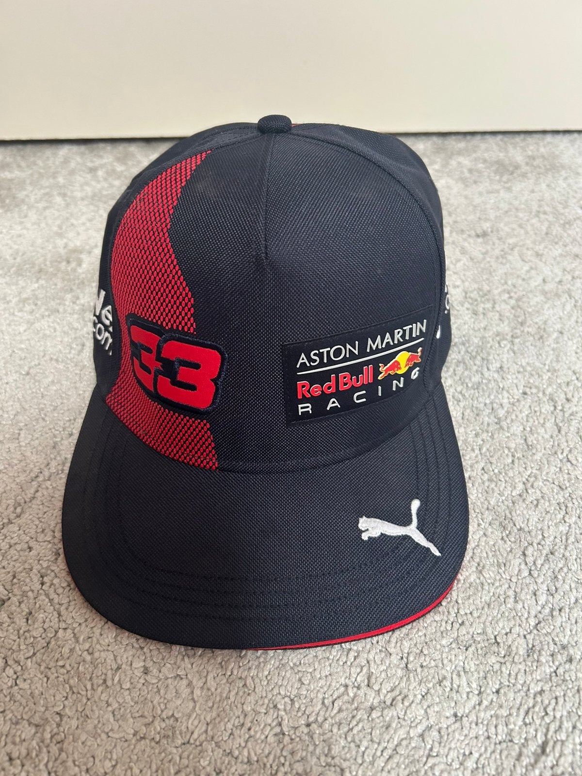 Aston Martin Red Bull pet, Ophalen of Verzenden, Nieuw, One size fits all, Pet
