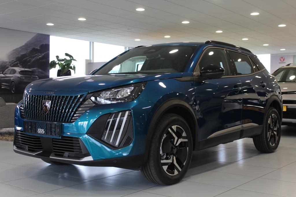 Peugeot 2008 Hybrid 145 Allure/CRUISE/CAMERA/CARPLAY, Automaat, Gebruikt, Euro 6, 1199 cc