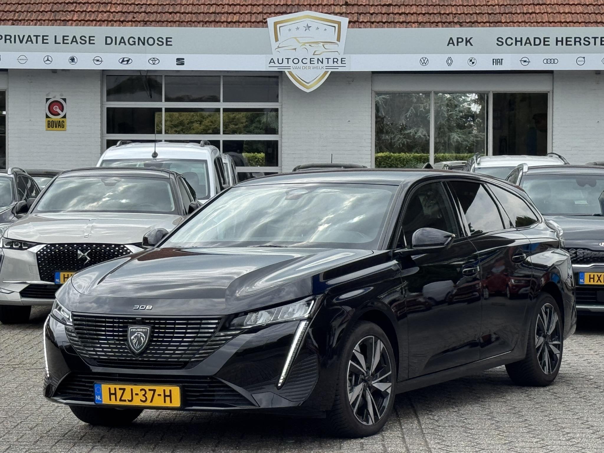 Peugeot 308 SW 1.2 Hybrid 136 e-DCS6 GT NAVI | 360" CAMERA |, Gebruikt, Euro 6, 1199 cc, Alcantara