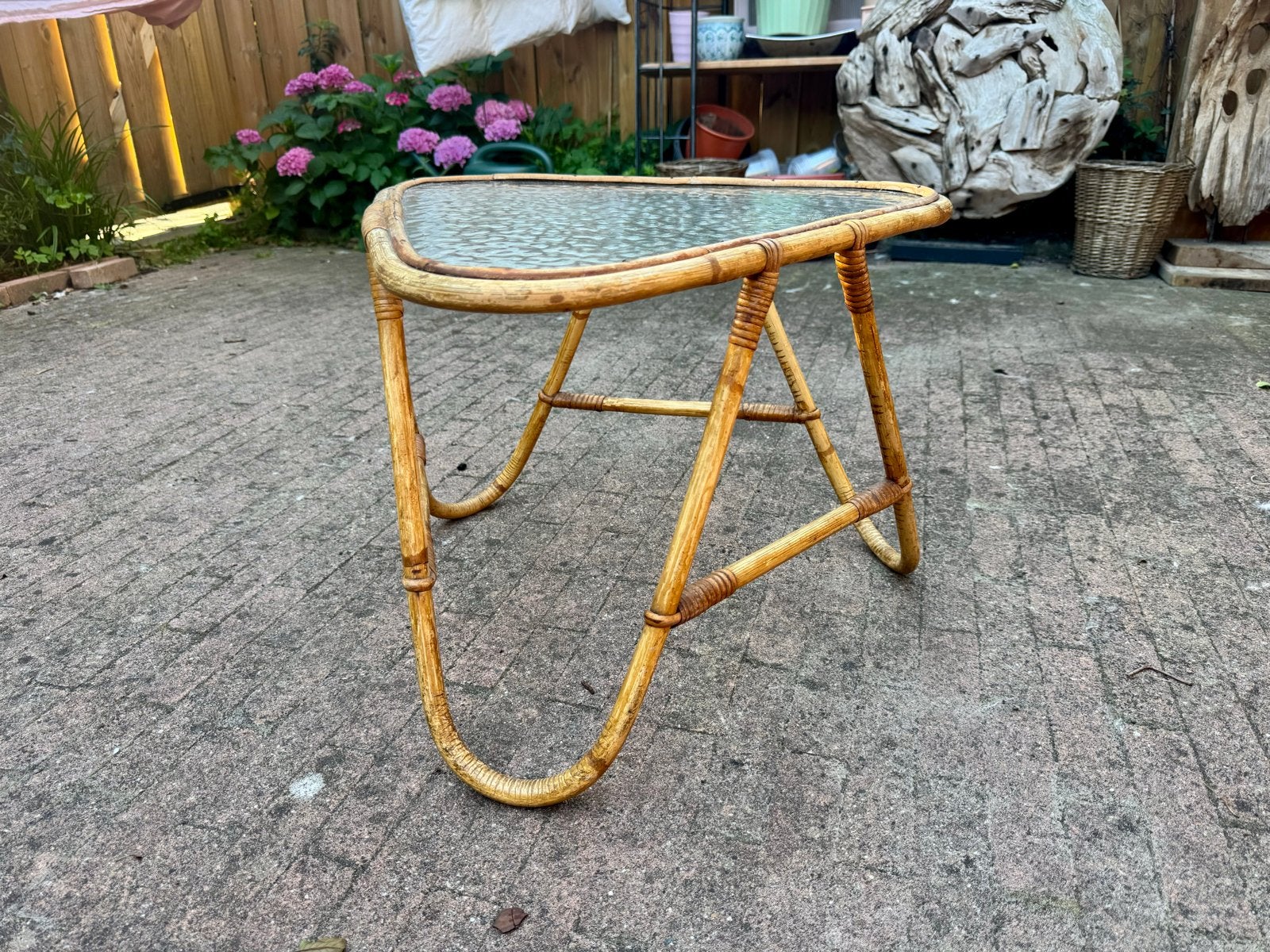 Rohe Vintage Bamboe Bijzettafel met Glazen Blad, Ophalen, Minder dan 45 cm, Minder dan 55 cm, Gebruikt