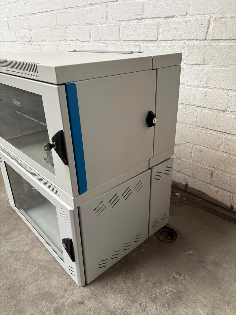 Serverkast 19 inch wandkast met glazen deur, Ophalen, Gebruikt, Glas, Plaatstaal