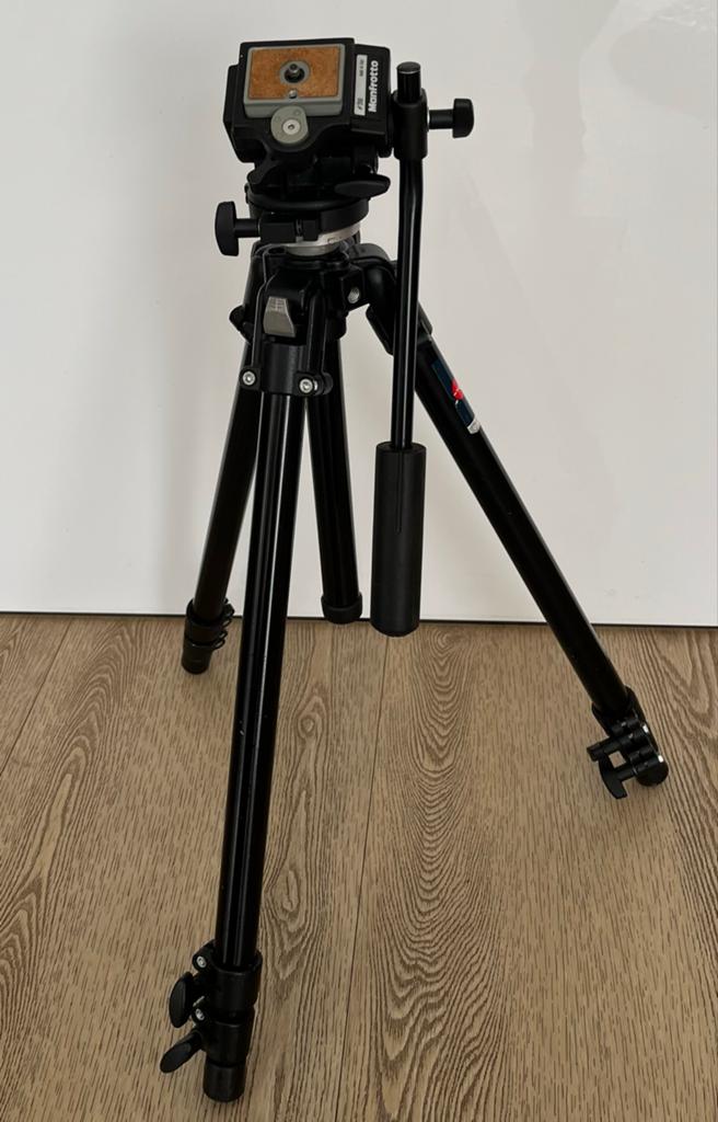Manfrotto 190B statief voor fototoestel met balhoofd, Zo goed als nieuw, 150 tot 175 cm, Met balhoofd, Ophalen of Verzenden