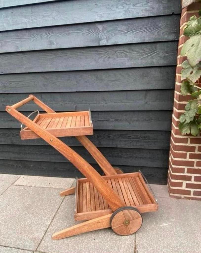 Serveer trolley, Ophalen