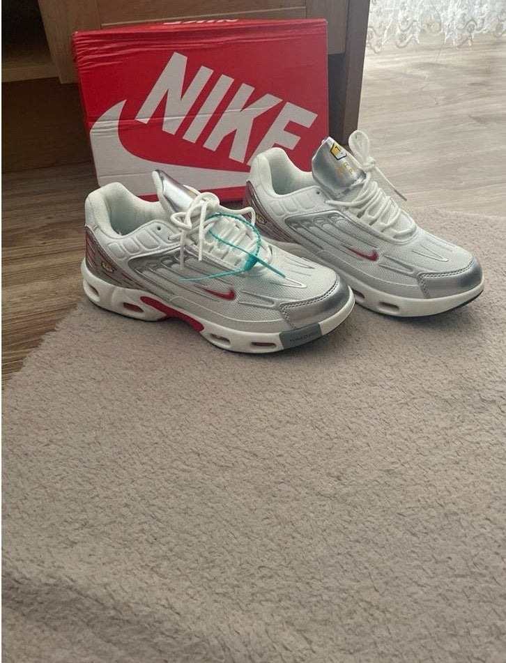 Nike Tn sneakers, Ophalen of Verzenden, Nieuw, Schoenen