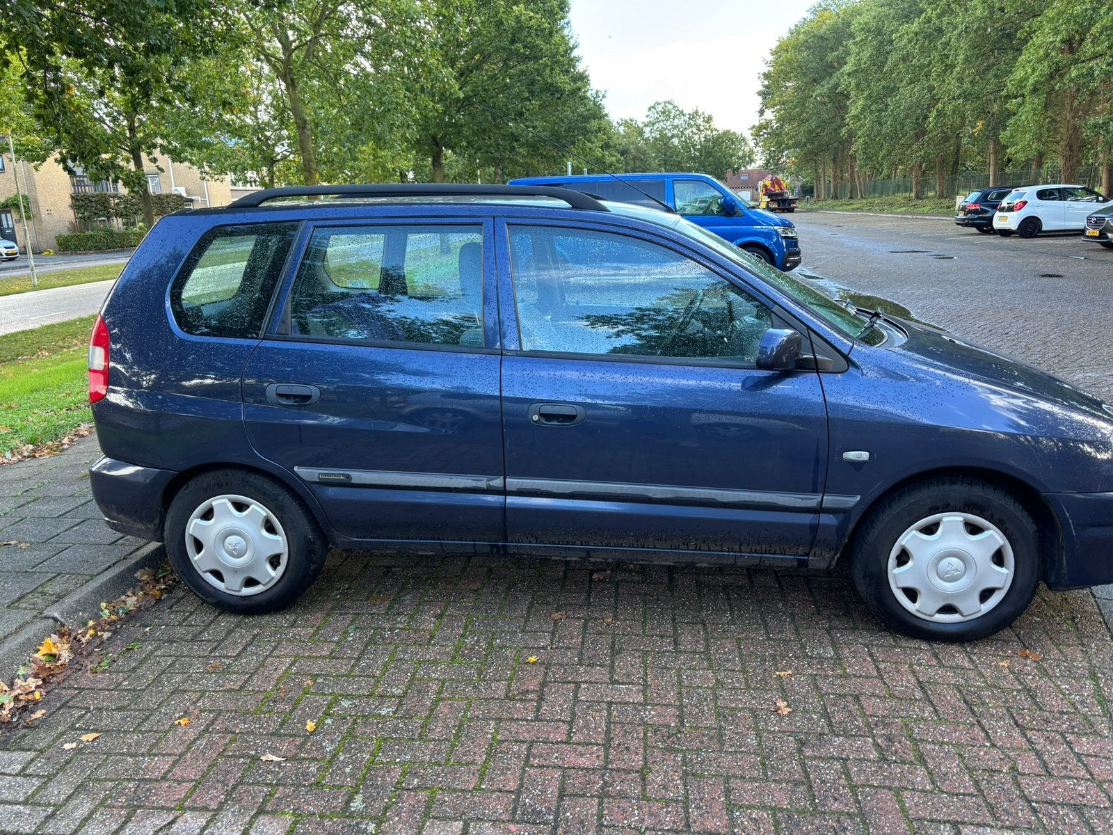 Mitsubishi Space Star 1.6 Family 2001 Blauw, Auto's, Voorwielaandrijving, 4 cilinders, Blauw, 49 €/maand