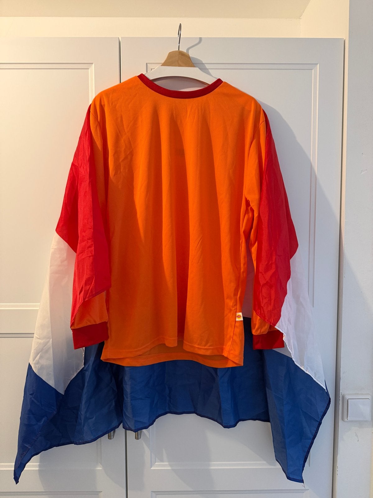Oranje Koningsdag Poncho met Hollandse Vlag, Maat 46/48 (XL) of groter, Zo goed als nieuw, Kleding, Oranje of Koningsdag