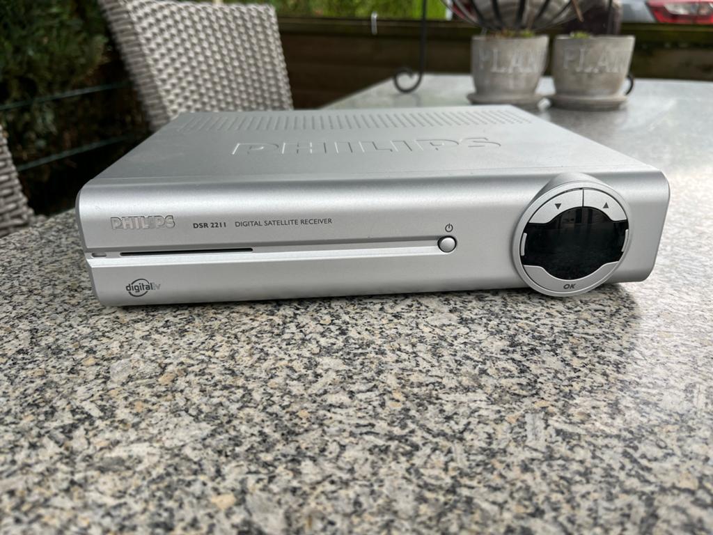 Digitenne kastjes: Philips DSR 2211 en KPN TF6500COX, Ophalen, Gebruikt, Decoder