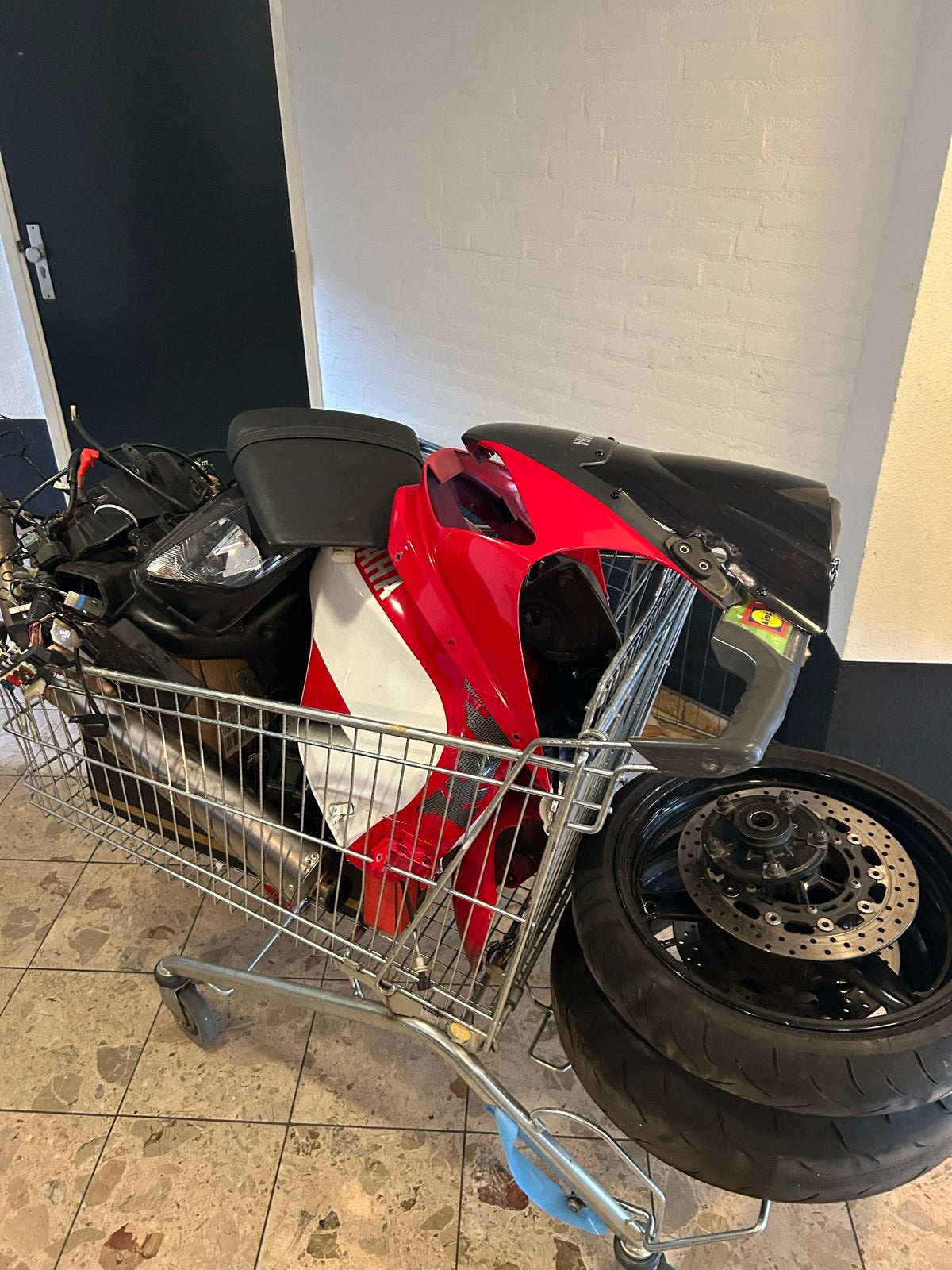 Velgen Yamaha YZF-R6 (>1999), Ophalen