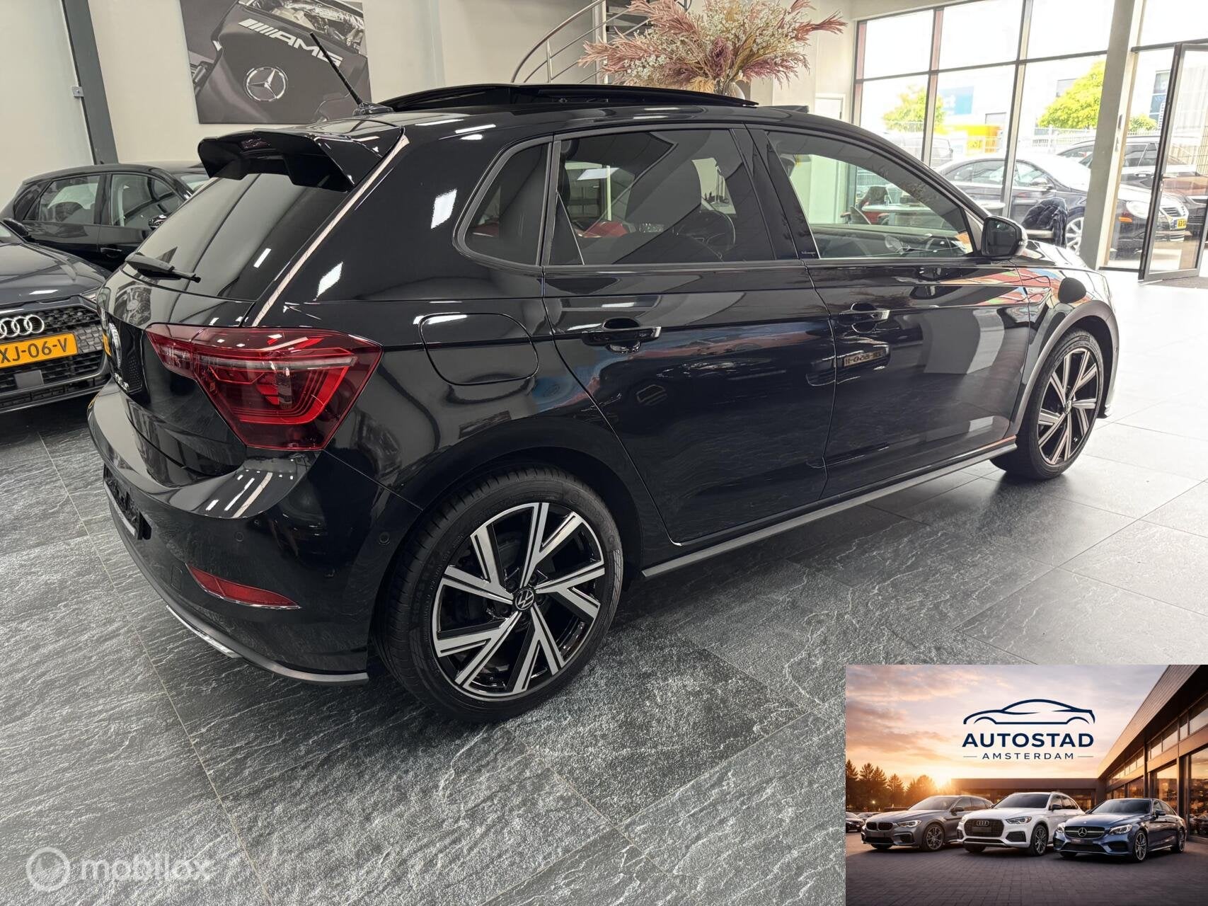Volkswagen Polo R LINE AUTOMAAT PANO IQ KEYLESS FULL OPTION, Dealer onderhouden, Gebruikt, Zwart, Zwart