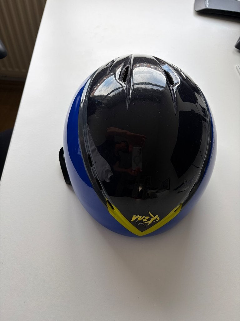 (Ijs) schaatshelm (YVZ) maat S/M  Bieden, Ophalen of Verzenden, Zo goed als nieuw, Overige typen, Overige merken