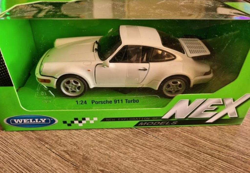 Welly porsche 911 (964) turbo wit 1:24 nieuw in doos, Ophalen of Verzenden, Nieuw, Auto, Welly