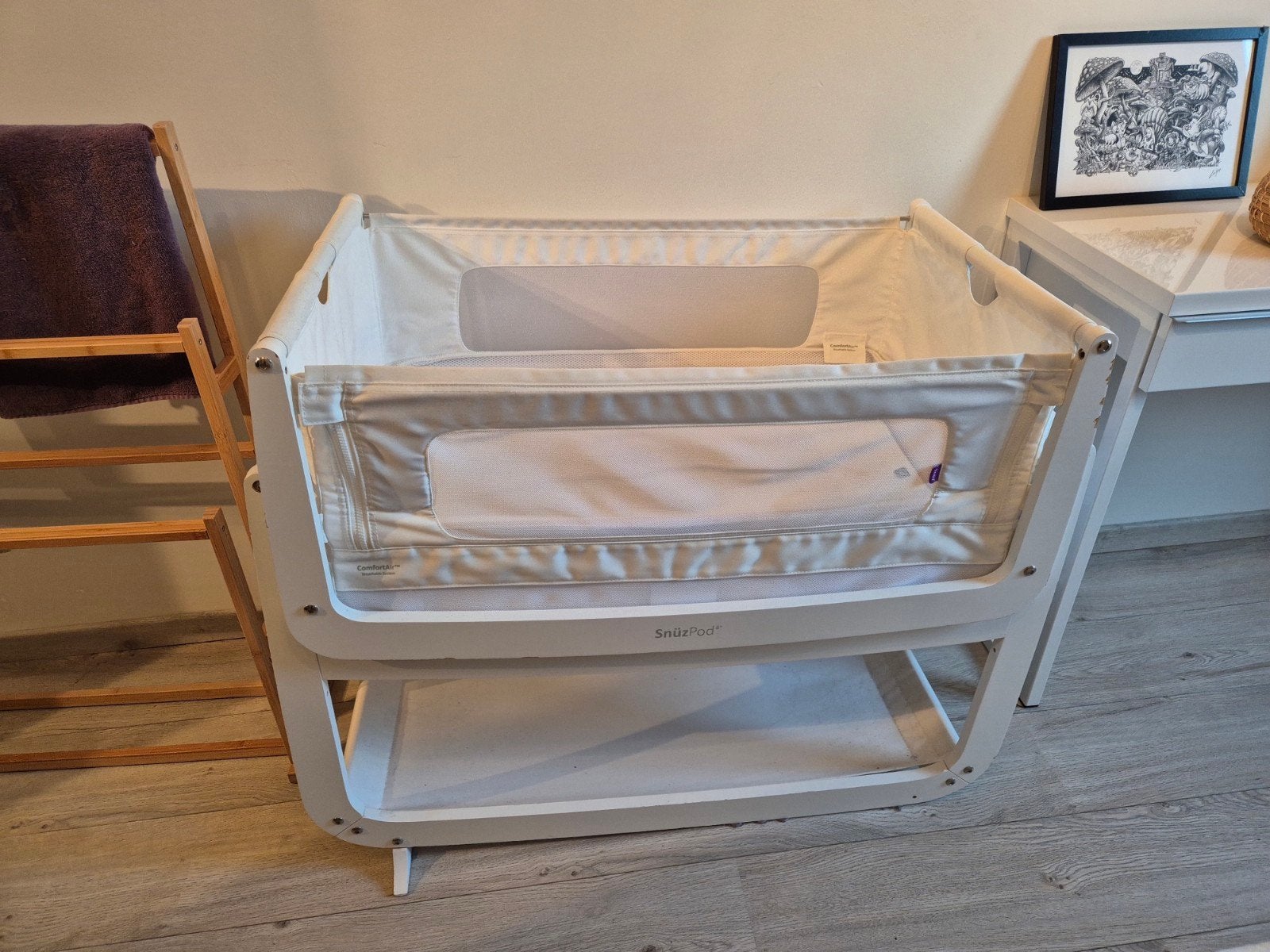 SnüzPod 4 Co-Sleeper Wieg - Wit, Ophalen, Gebruikt, Wieg