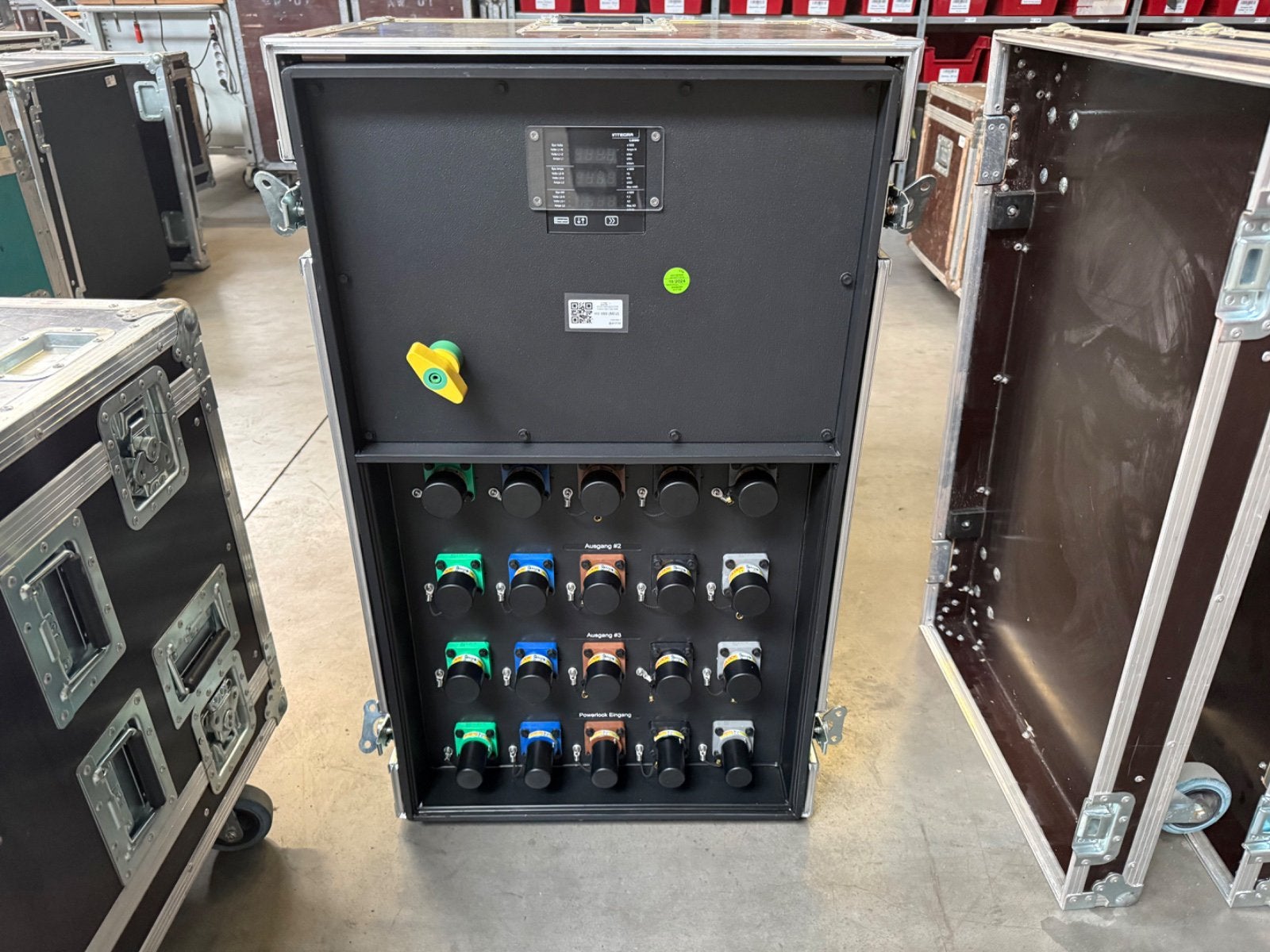 2x Indu Electric Powerlock Splitter in flightcase, Ophalen, ., Overige instrumenten, Zo goed als nieuw