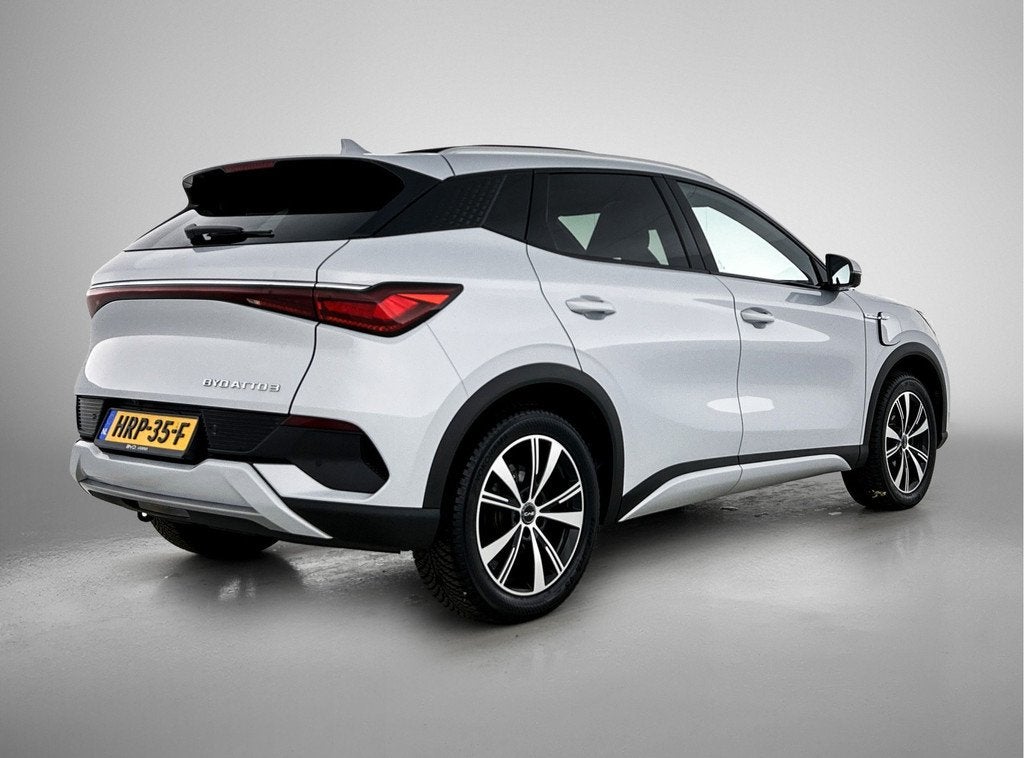 BYD ATTO 3 Comfort 60 kWh | Origineel NL! | Allseasonbanden, Auto's, BYD, Gebruikt, Wit, 204 pk, Automatische klimaatregeling