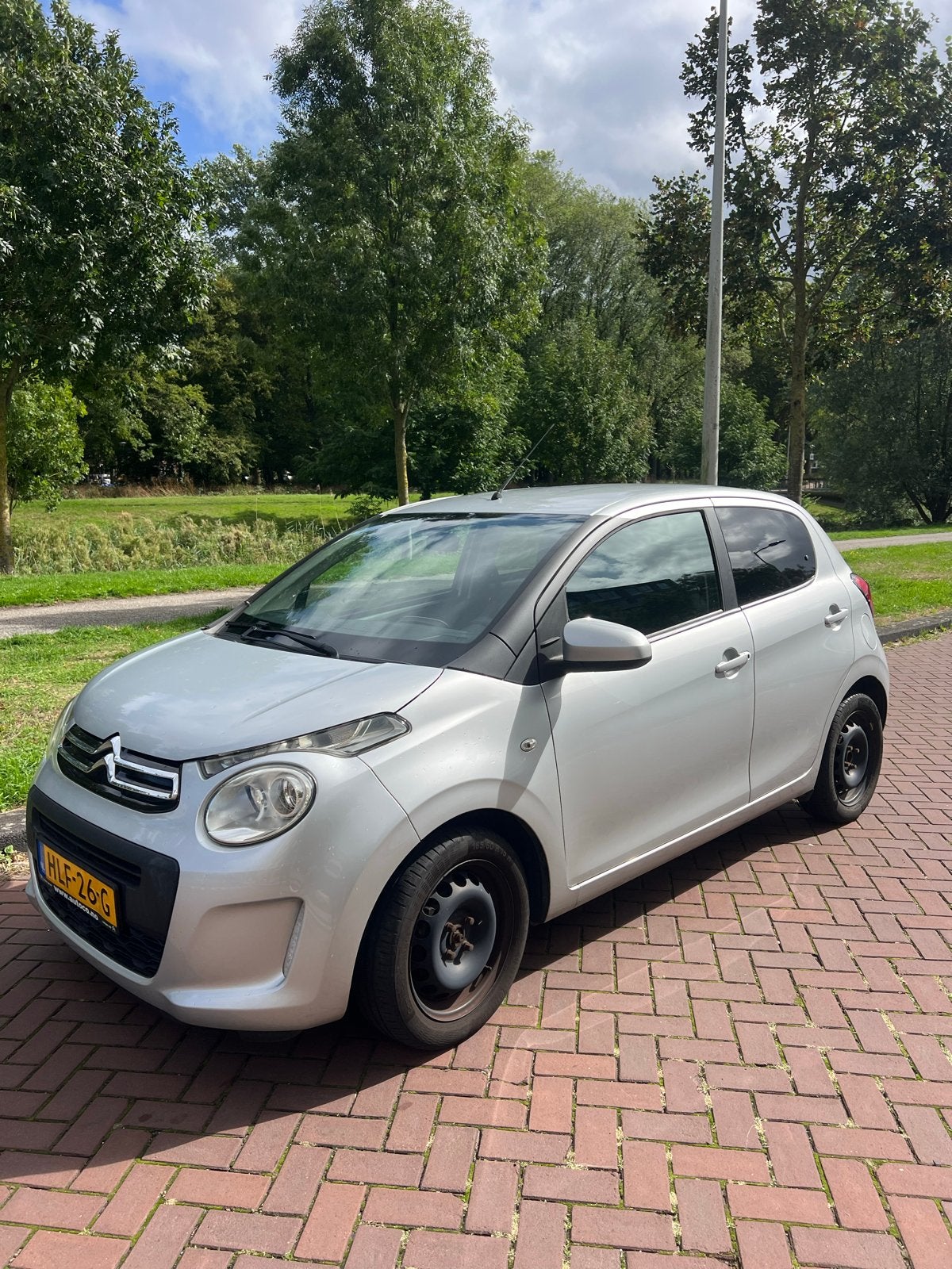 Citroën C1 2015 Grijs 96KM, Voorwielaandrijving, 4 stoelen, C1, Handgeschakeld