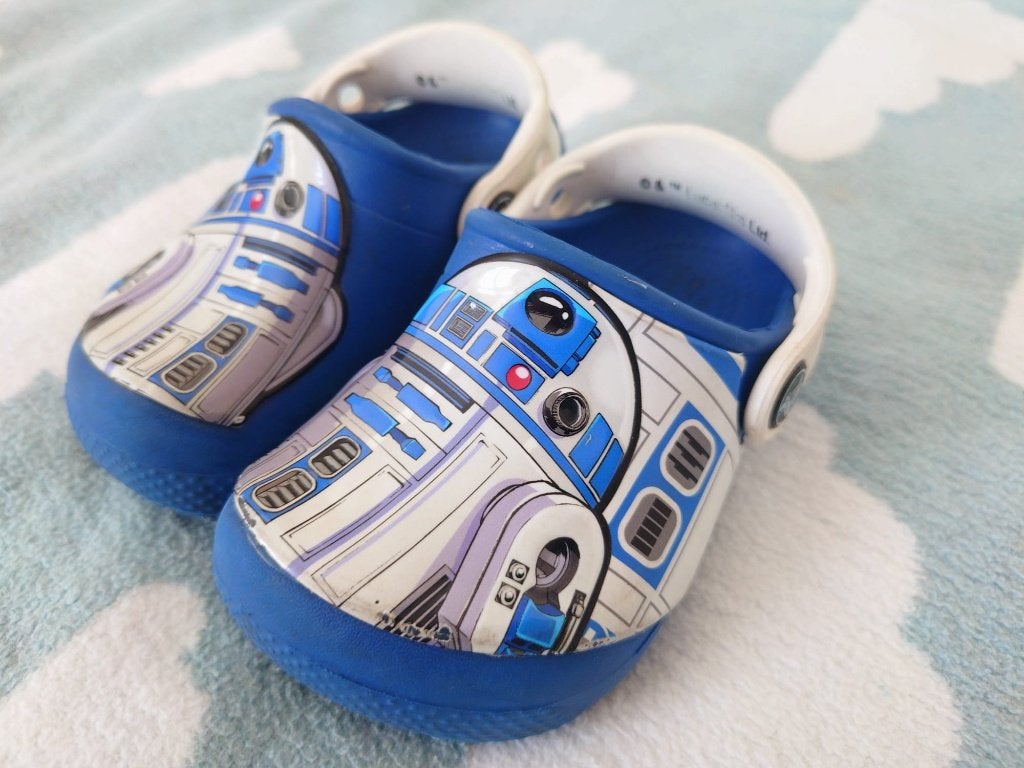 Crocs Star Wars R2D2 sandalen water schoenen maat 22-23 C6, Gebruikt, Crocs, Jongen of Meisje, Overige typen