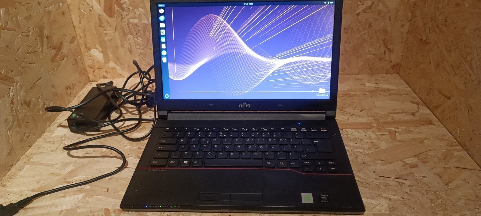 Fujitsu lifebook E544 i5,,  ssd 120gb ddr 8gb  linux Ubuntu, Computers en Software, Gebruikt, Ophalen of Verzenden, SSD, 3 tot 4 Ghz
