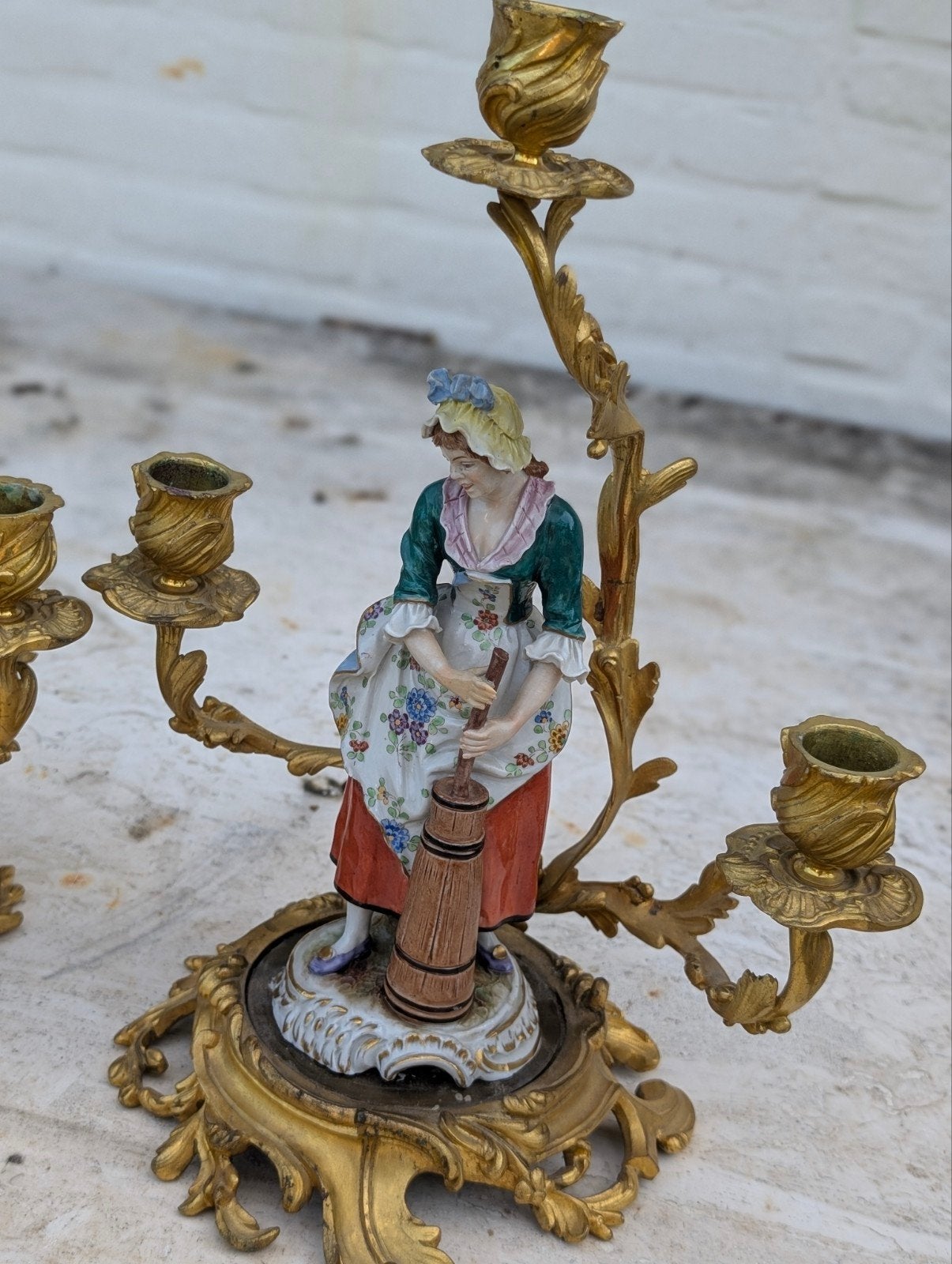 2 antieke vuurvergulde bronzen kandelaars 35 cm h. €370., Ophalen, Koper of Brons