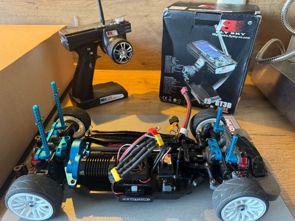tamiya TT02 met Hop Up parts., Elektro, Gebruikt, Ophalen of Verzenden, Schaal 1:10