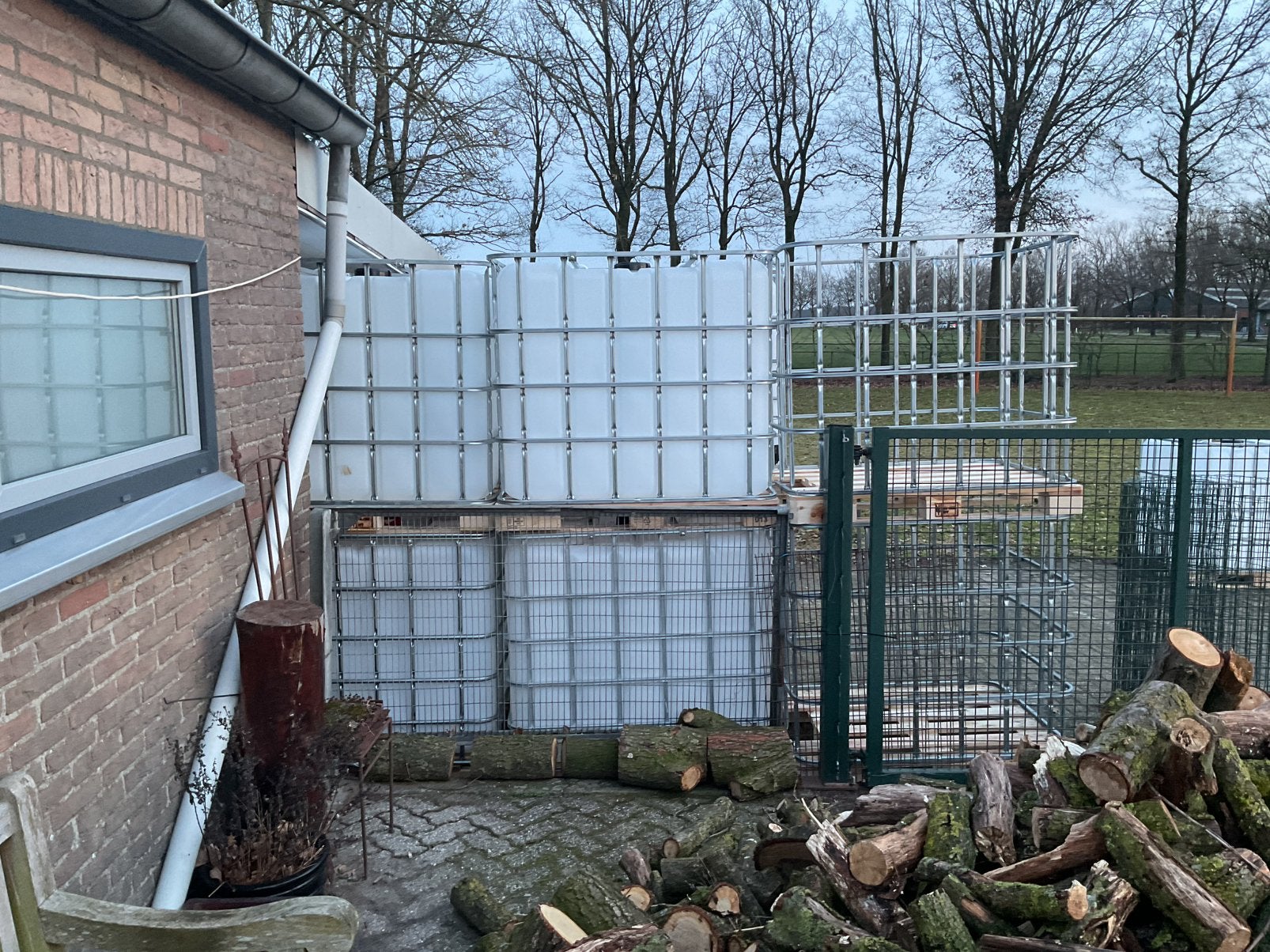 IBC Vaten - 1000 liter opslag voor water of vloeistoffen, Tuin en Terras, Regentonnen, Ophalen