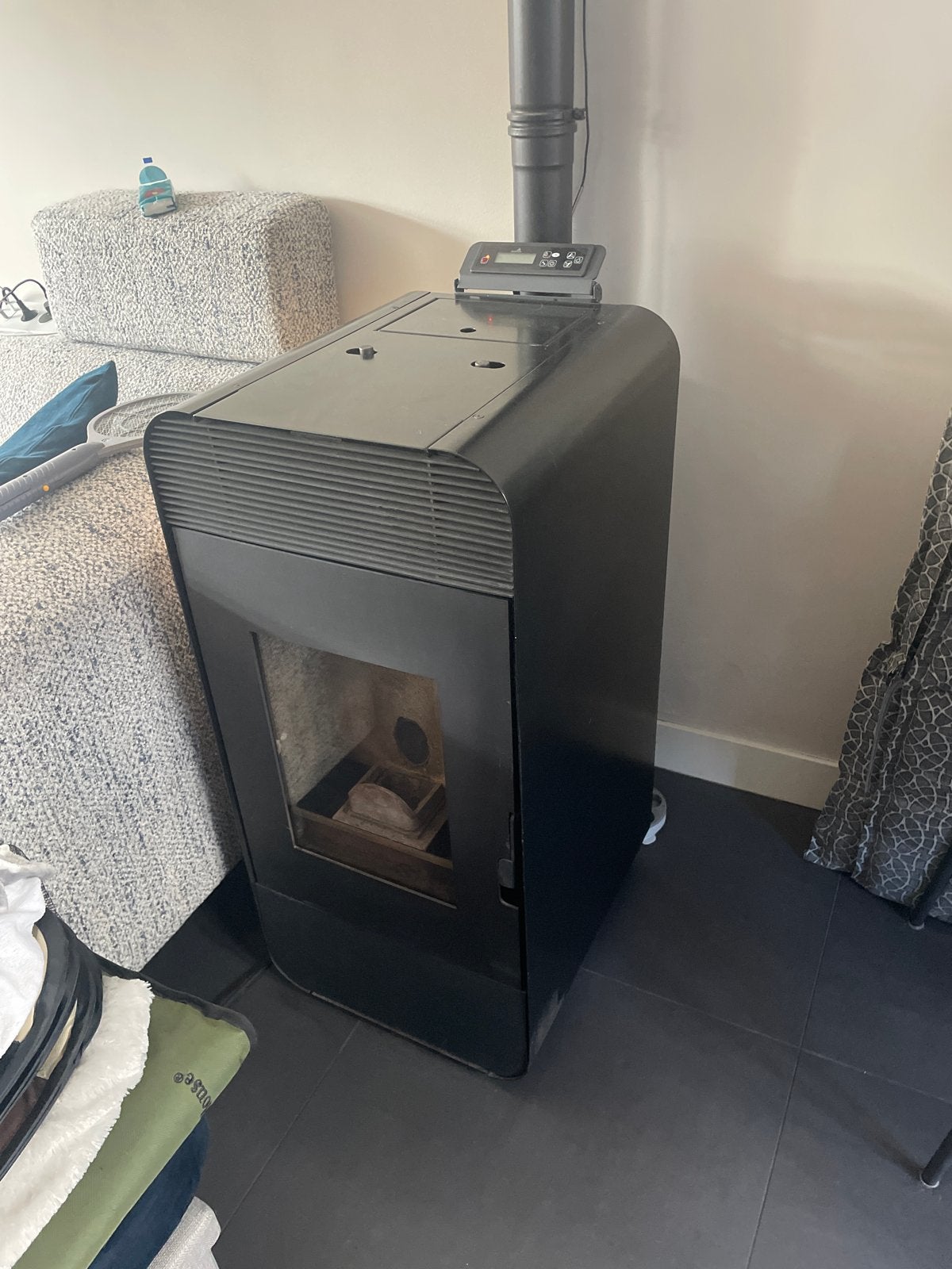 Palletkachel 8 kW - Recent onderhoud en nieuwe gloeielemente, Ophalen of Verzenden, Gebruikt, Vrijstaande haard, Overige soorten