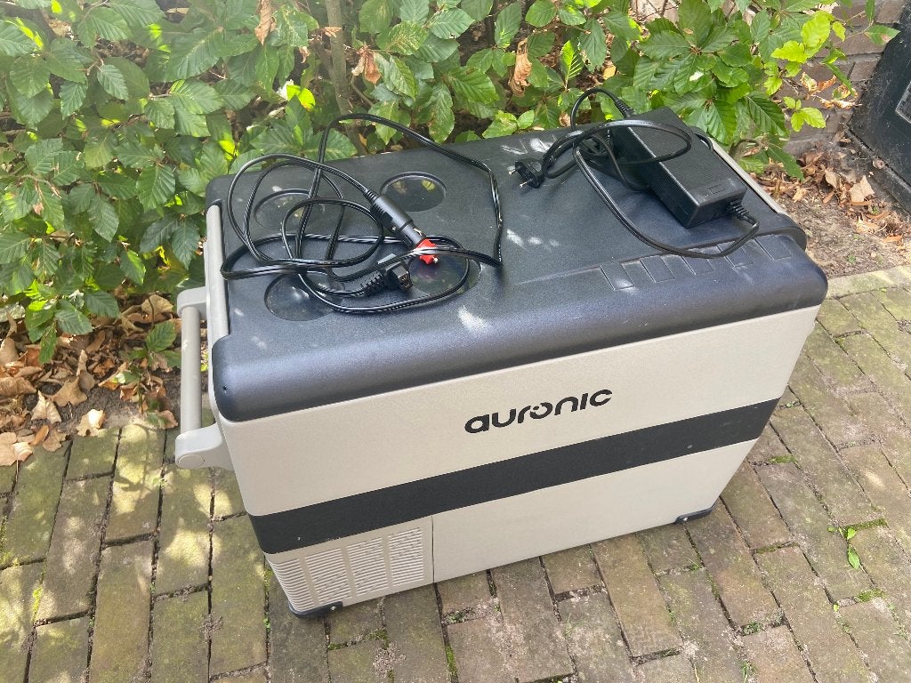 AURONIC AU3179 Koelbox grijs ZGAN, Ophalen, Zo goed als nieuw, Koelbox, Compressor