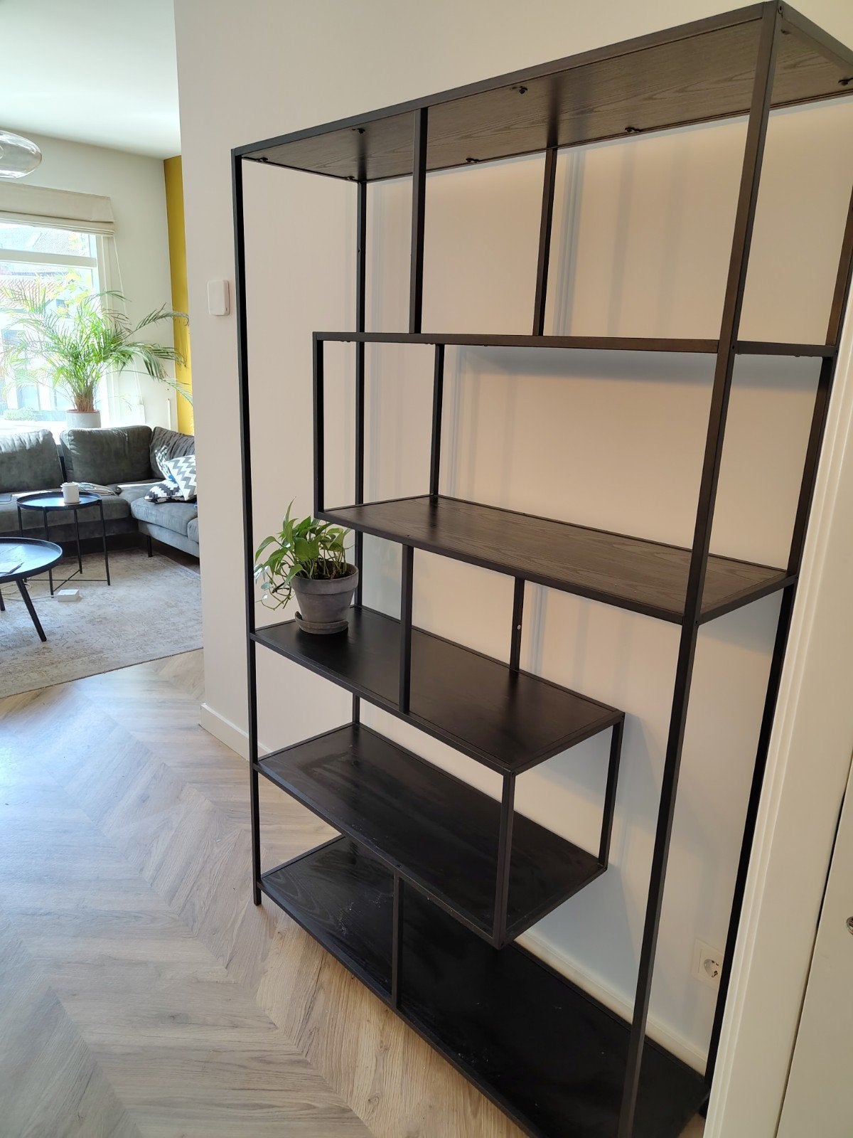 Design Wandplank kast FYNCA - Zwart metaal en hout, Huis en Inrichting, Kasten | Boekenkasten, Met plank(en), 100 tot 150 cm, Modern, Industrieel, Design