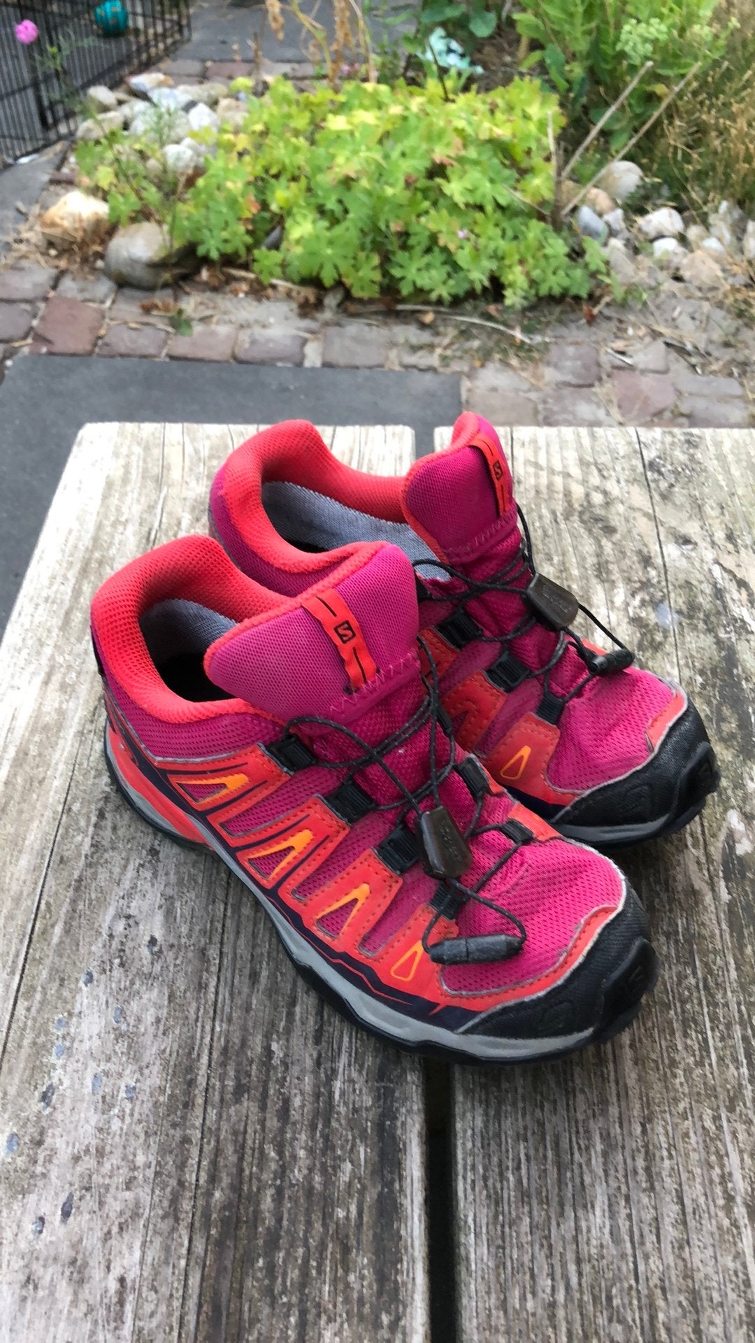 Wandelschoenen salomon goretex maat 34, Ophalen, Zo goed als nieuw, Schoenen