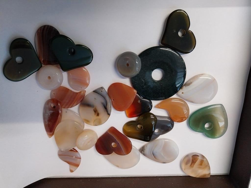 2 lots met edelsteen hangers, Ophalen of Verzenden, Zo goed als nieuw