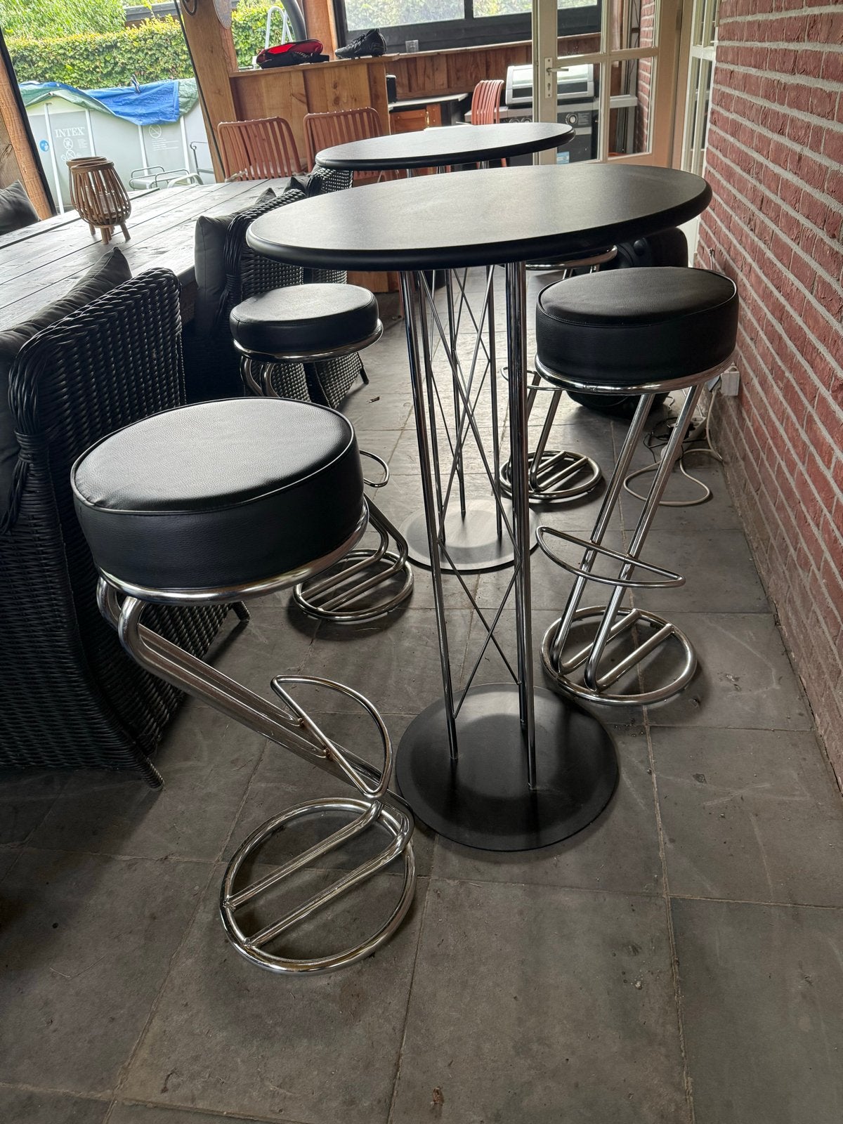 2 statafels met 4 krukken - ook los te koop, Ophalen, Gebruikt