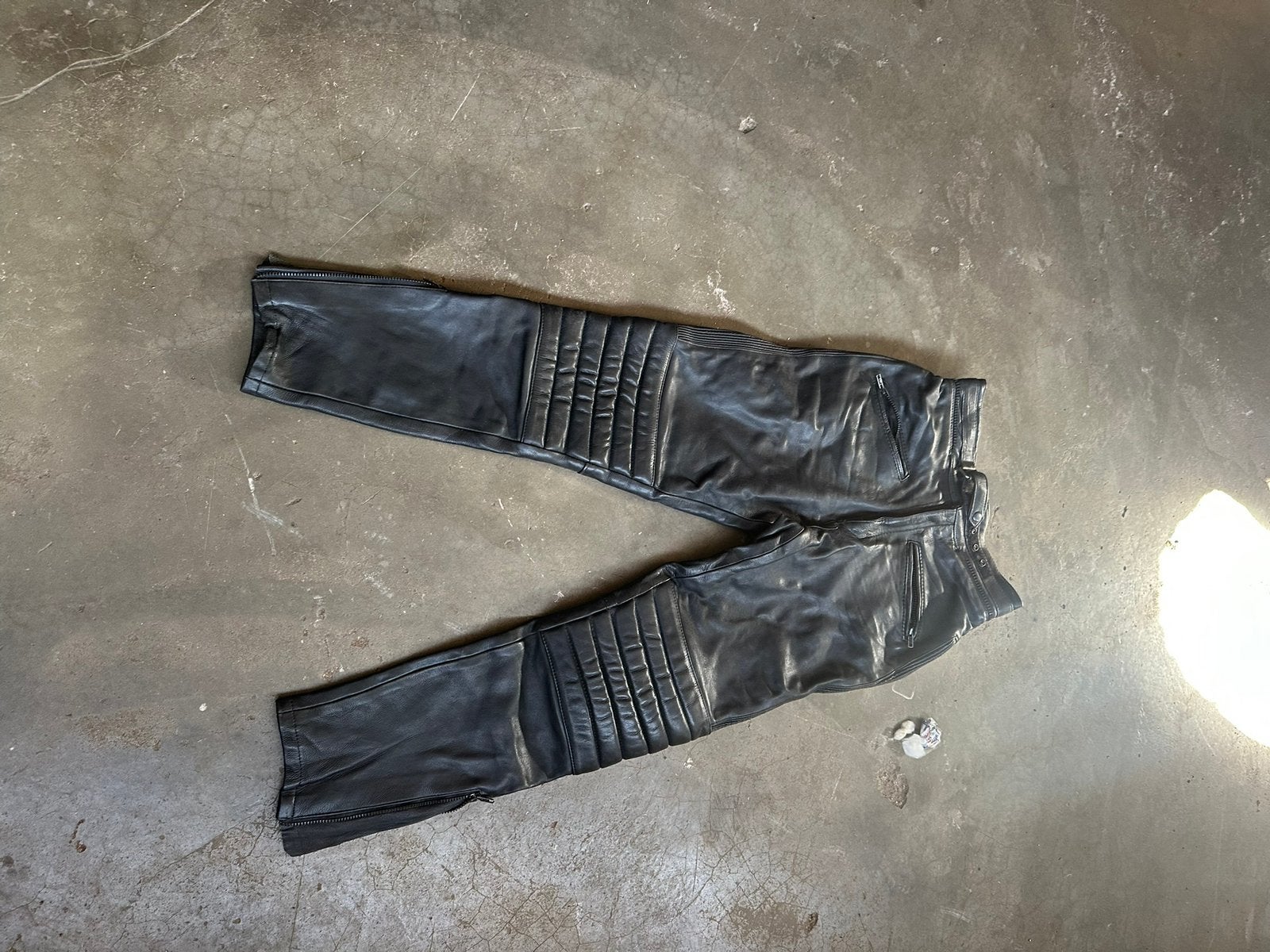 Akito motorbroek met kniebescherming, Motoren, Verzenden, Tweedehands, Heren, Broek | leer