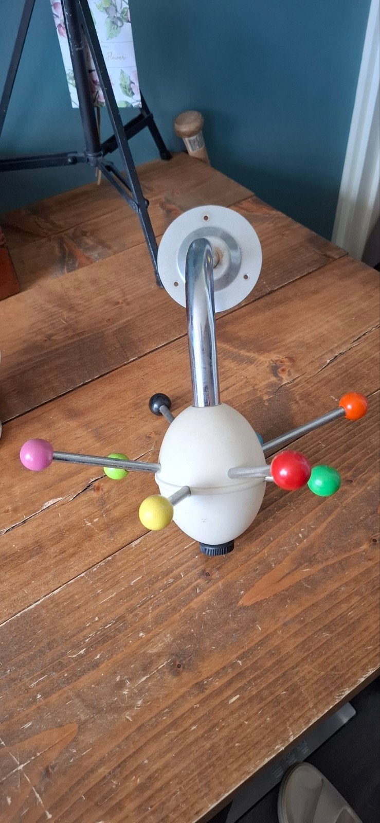 Vintage Ikea Sputnik Kapstok - Kleurrijk en Uniek Design, Wandkapstok, Gebruikt, Ophalen of Verzenden, Minder dan 100 cm