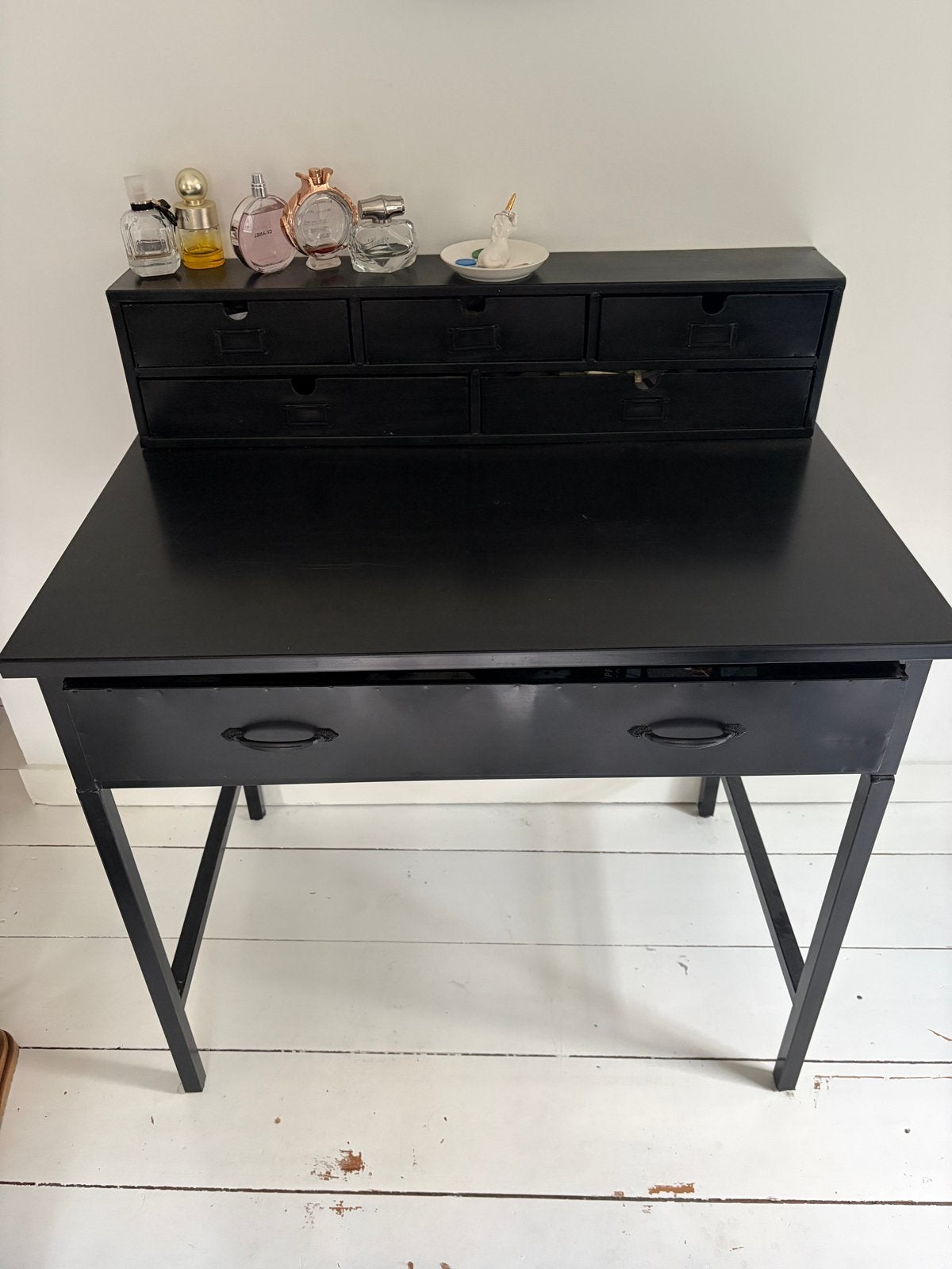 Bureau, Huis en Inrichting, Bureaus, Ophalen, Zwart, Gebruikt, Met lades