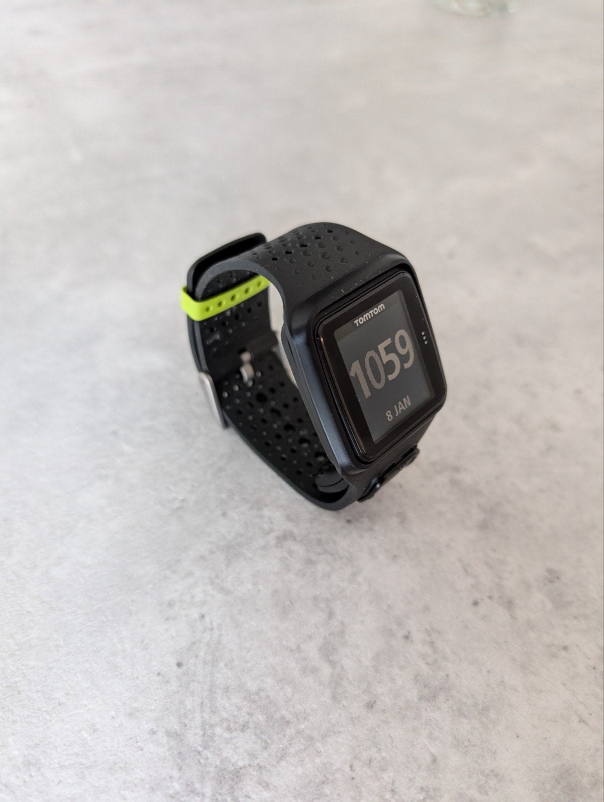 Gratis - Sporthorloge - TomTom Runner, Kunststof, Gebruikt, Zwart, Ophalen of Verzenden