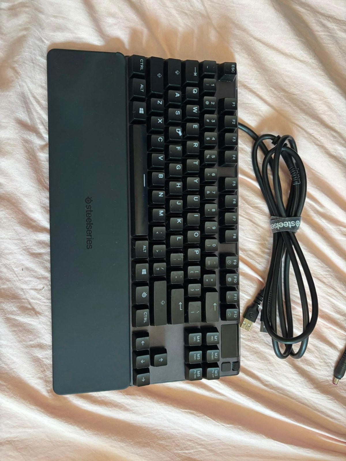Steelseries Apex 7 TKL Brown Switch, Ophalen, Zo goed als nieuw, Qwerty, Verlichte toetsen