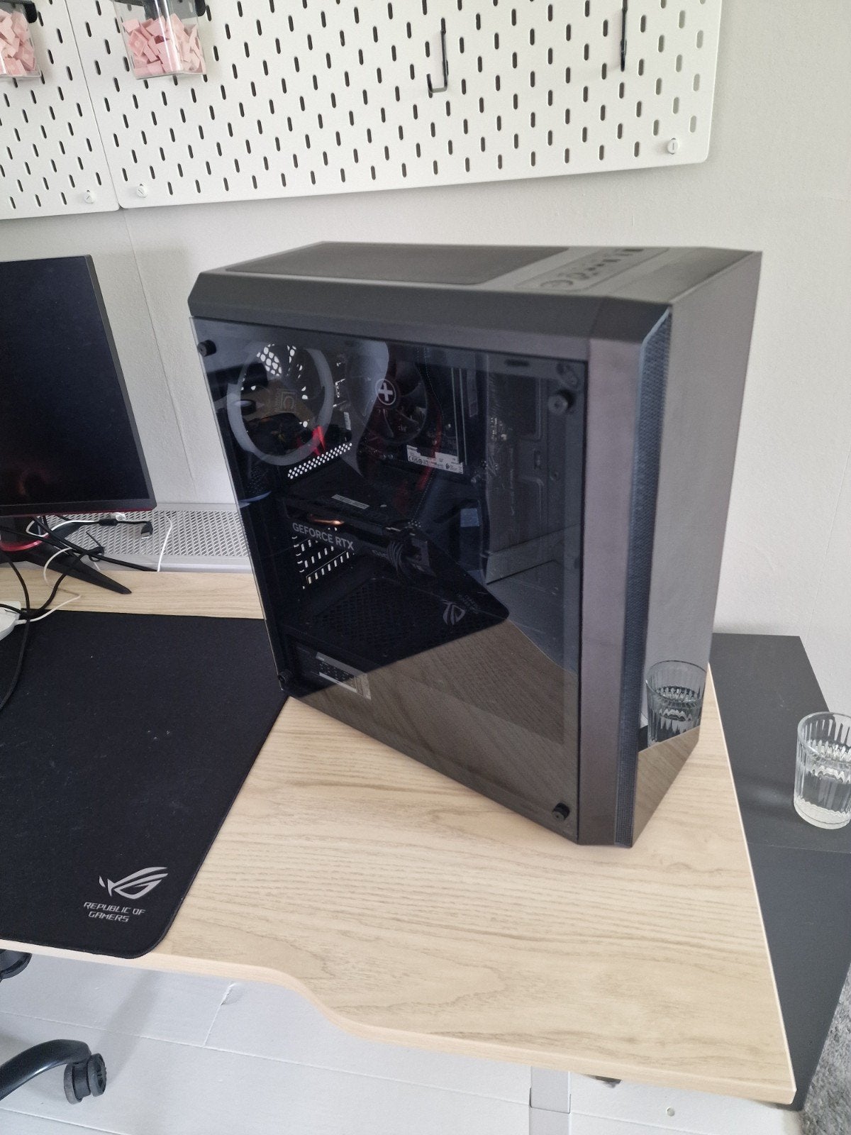 Gaming pc, goede staat. Kan alleen geen fortnite doen, Ophalen, Gebruikt, 32 GB, AMD Ryzen 7