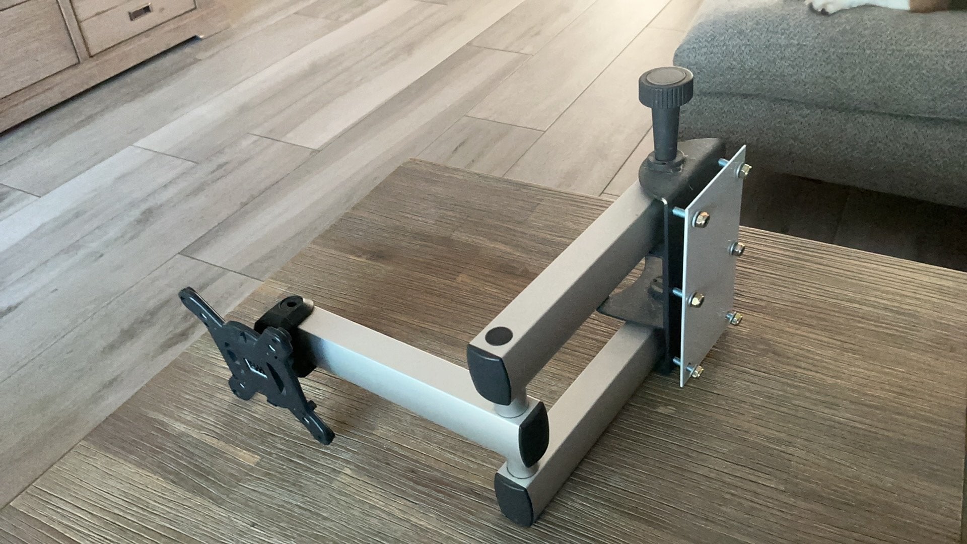 Novus sky 10-200 tv- beugel, Ophalen of Verzenden, Zo goed als nieuw