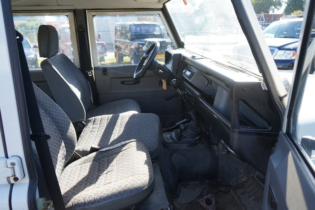 Land Rover Defender 130 crew cab (bj 1998), foto 10