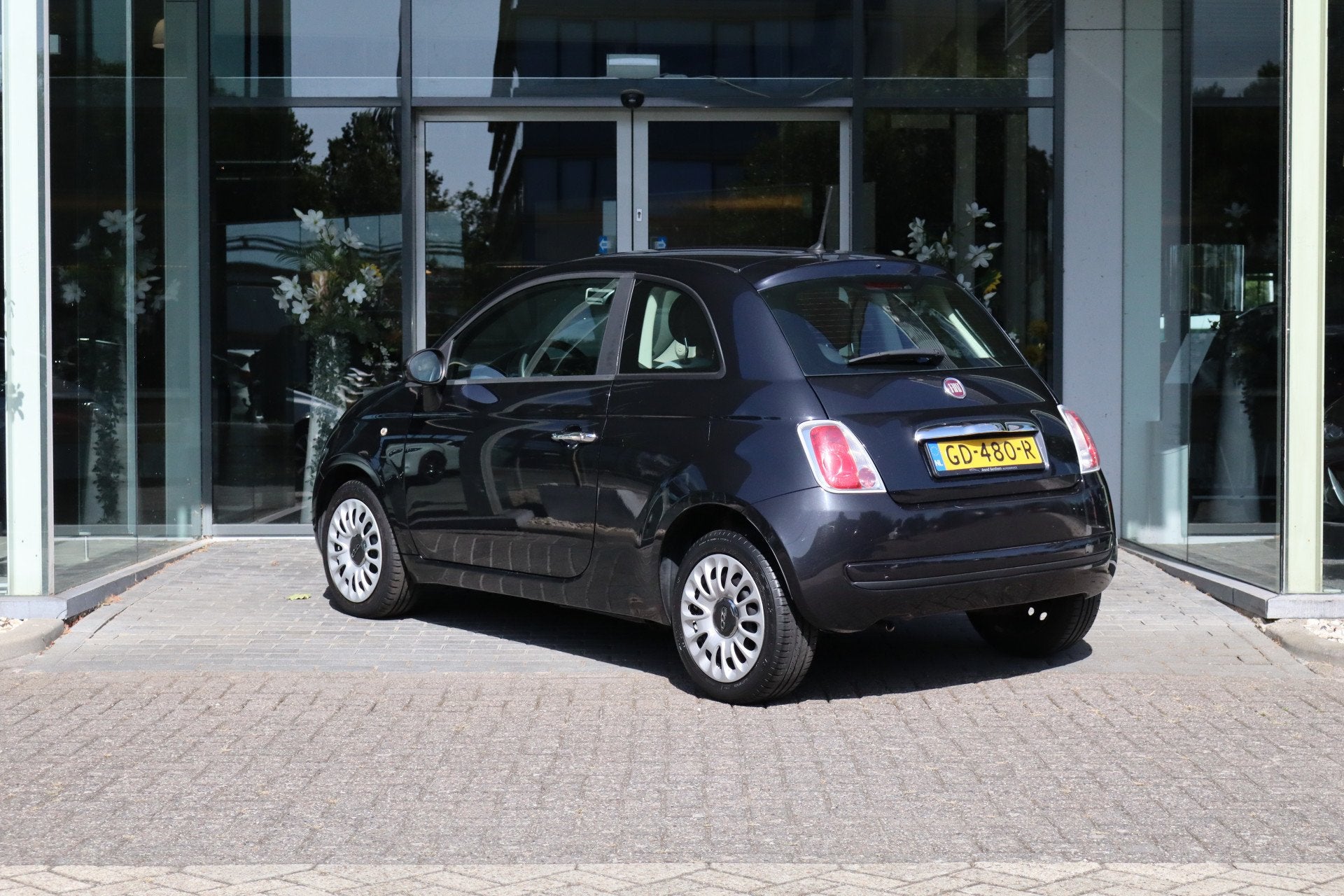 Fiat 500 1.0 TwinAir Pop Airco / CV / Audio / Elek-pakket, Voorwielaandrijving, Gebruikt, Euro 6, 840 kg