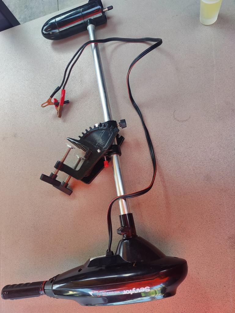 Sevylor SBM 18 elektrische buitenboordmotor met accu, Ophalen of Verzenden, Gebruikt, Motor en Techniek