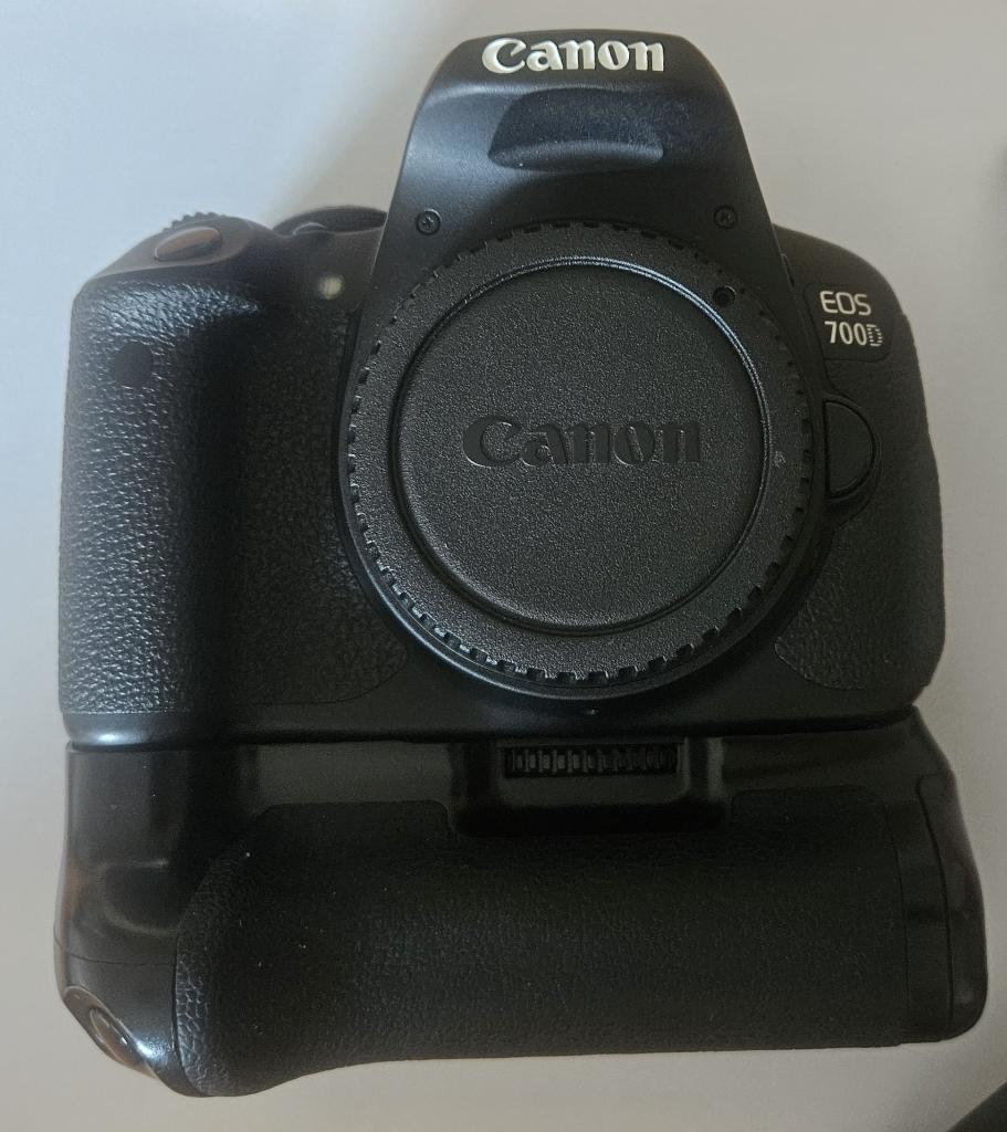 Cannon 700d met toebehoren & 4 lenzen, 18 Megapixel, Gebruikt, Spiegelreflex, Canon