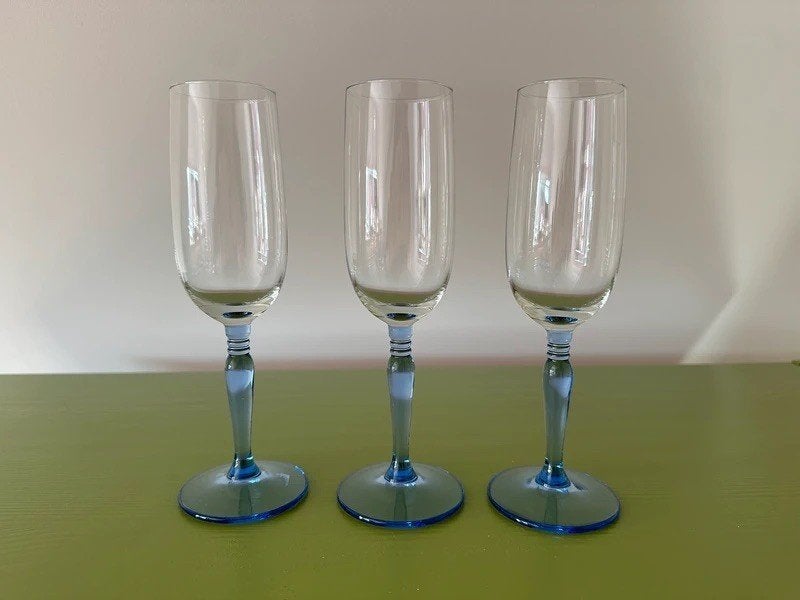 3 vintage champagneglazen met blauwe voet, Ophalen of Verzenden