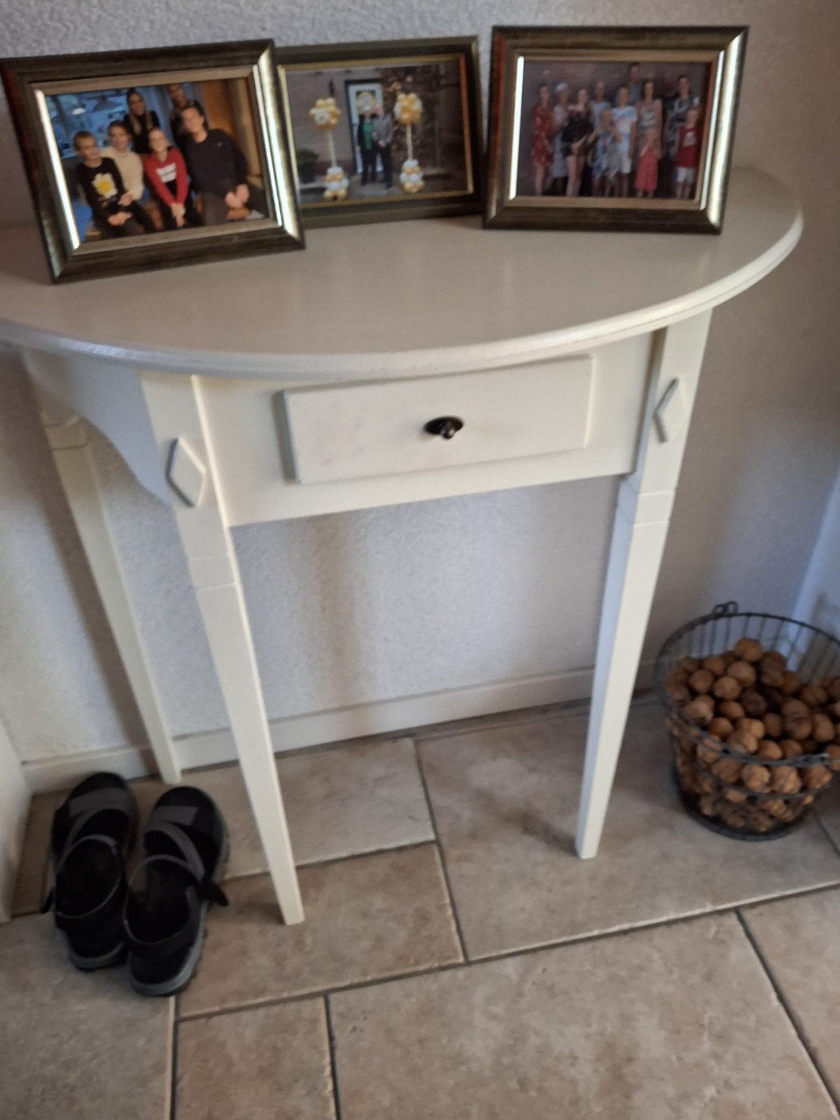Leuke sidetable, Huis en Inrichting, Ophalen, 25 tot 50 cm, Rechthoekig, 100 tot 150 cm