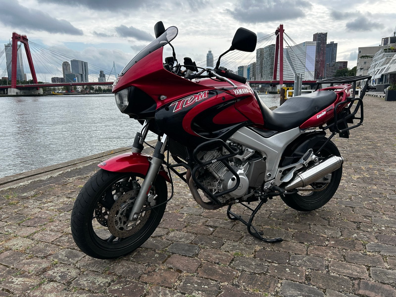 Yamaha TDM 850 met Kofferrekken en valbeugel, Motoren, Gebruikt, Sportuitlaat, Particulier, Meer dan 35 kW